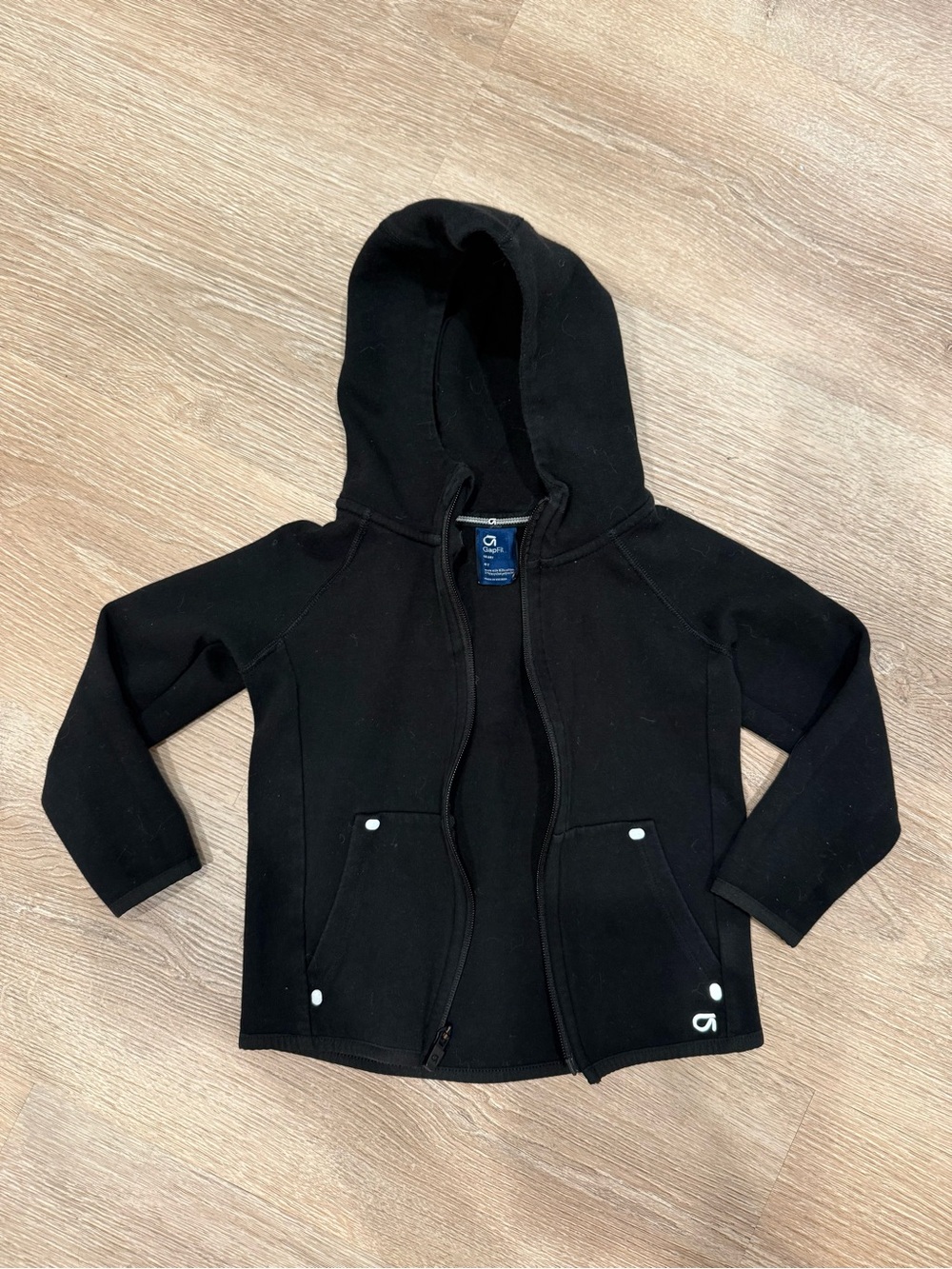 Gap Fit Dry 4Y Zip Up Hoodie Black With Reflective Pocket Accents